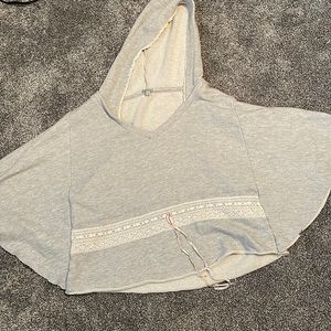 Cropped hoodie